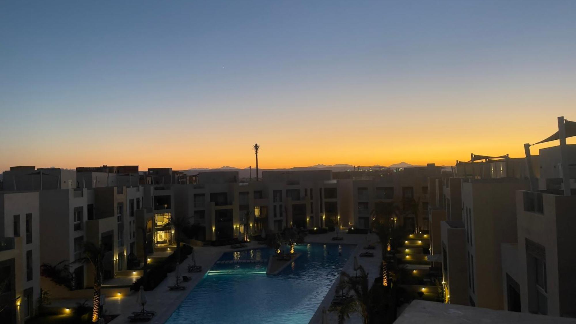 Mangroovy Seaview 2Br Beach And Pool Free Access Leilighet Hurghada Eksteriør bilde