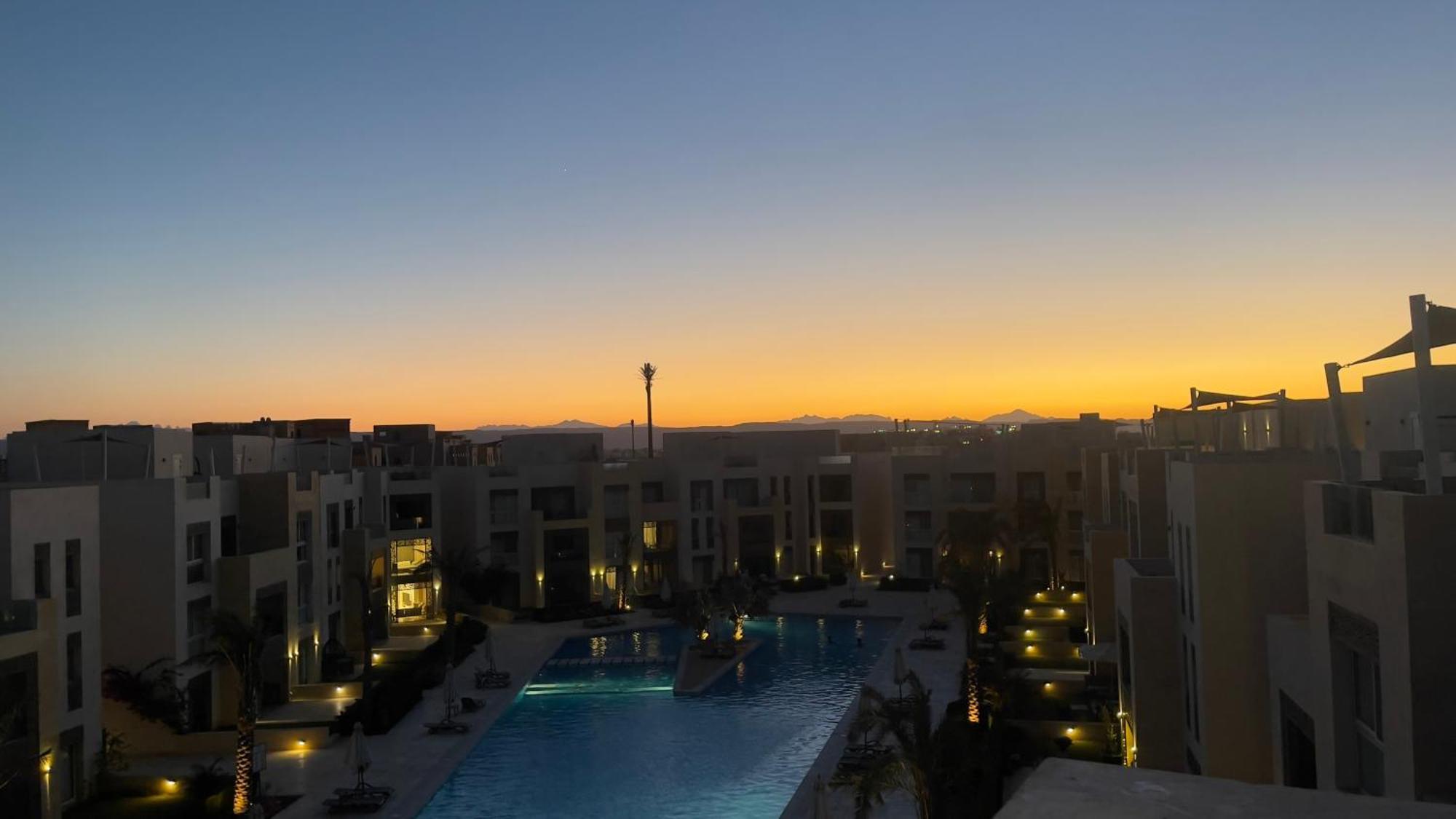 Ollystays Mangroovy Seaview 2Br Beach And Pool Free Access Hurghada Eksteriør bilde